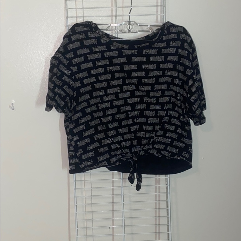 graphic tee